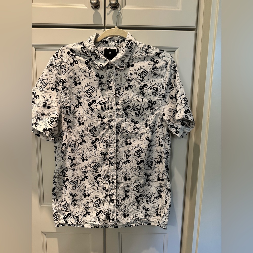 H&M Men’s  Mickey Mouse "OH BOY" Button down Shirt